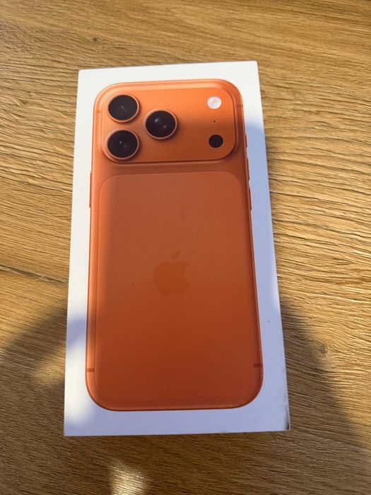 TELEFON APPLE IPHONE 17 PRO 12GB/256GB 5G cosmic oraqnge