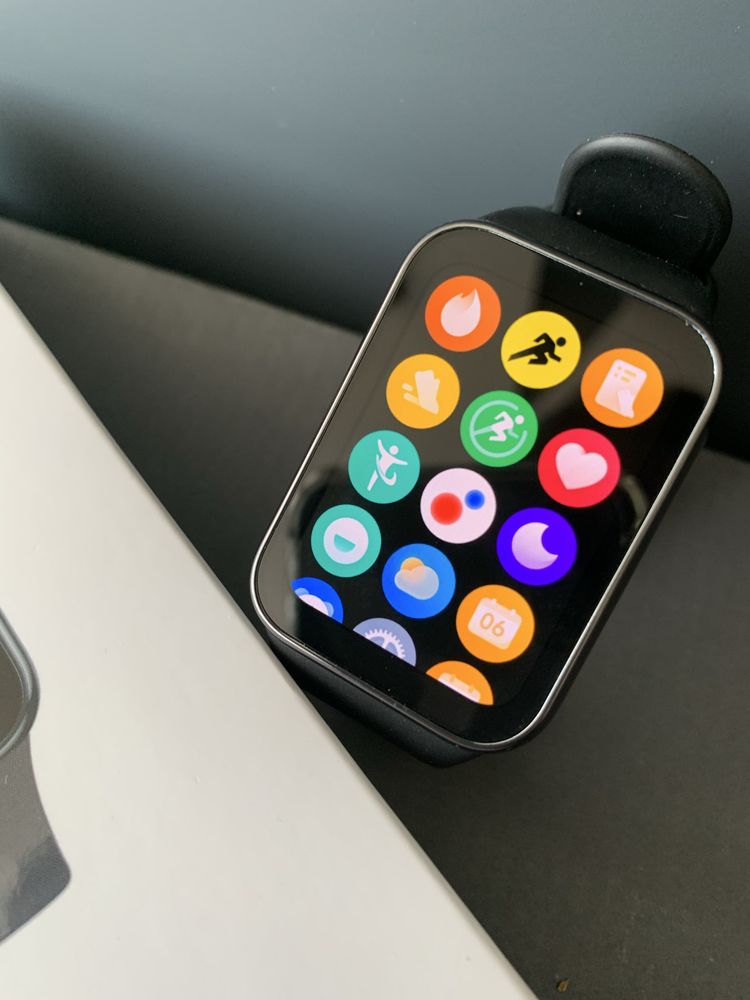 Фітнес-браслет Xiaomi Smart Band 8 Pro