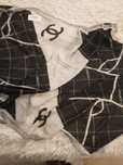 Nowy szal damski firmy Chanel
