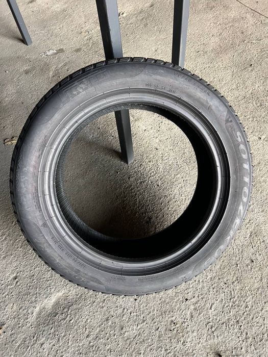 Шини 205/60 r17 93Н Pirelli Sottozero3 (1664)