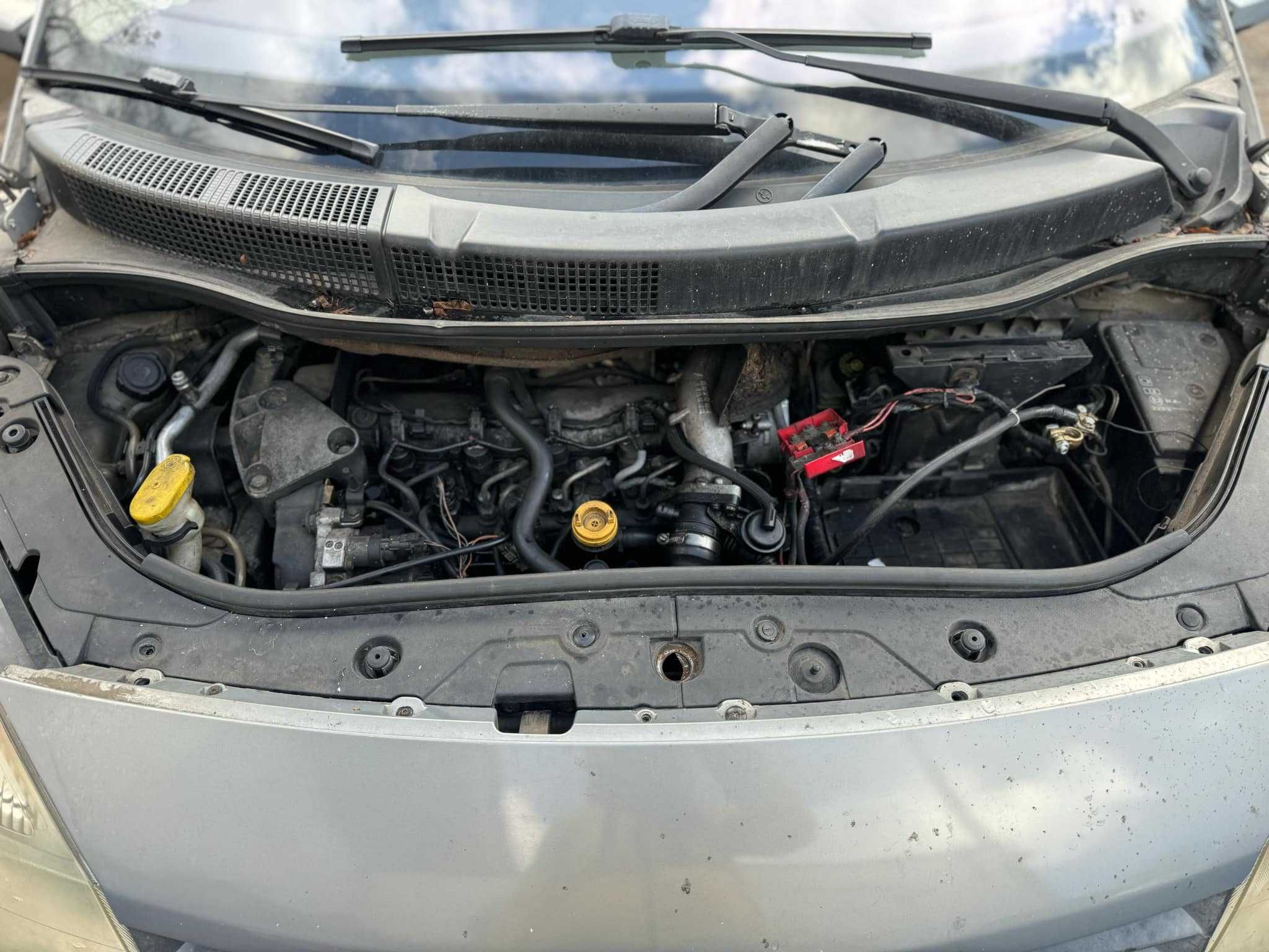 RENAULT MEGANE SCENIC 2004r na części Adax Opolski Auto Złom Koźle