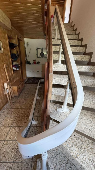 Acorn A180 krzesło schodowe krzywoliniowe, 12,5 metra toru, 3 piętra