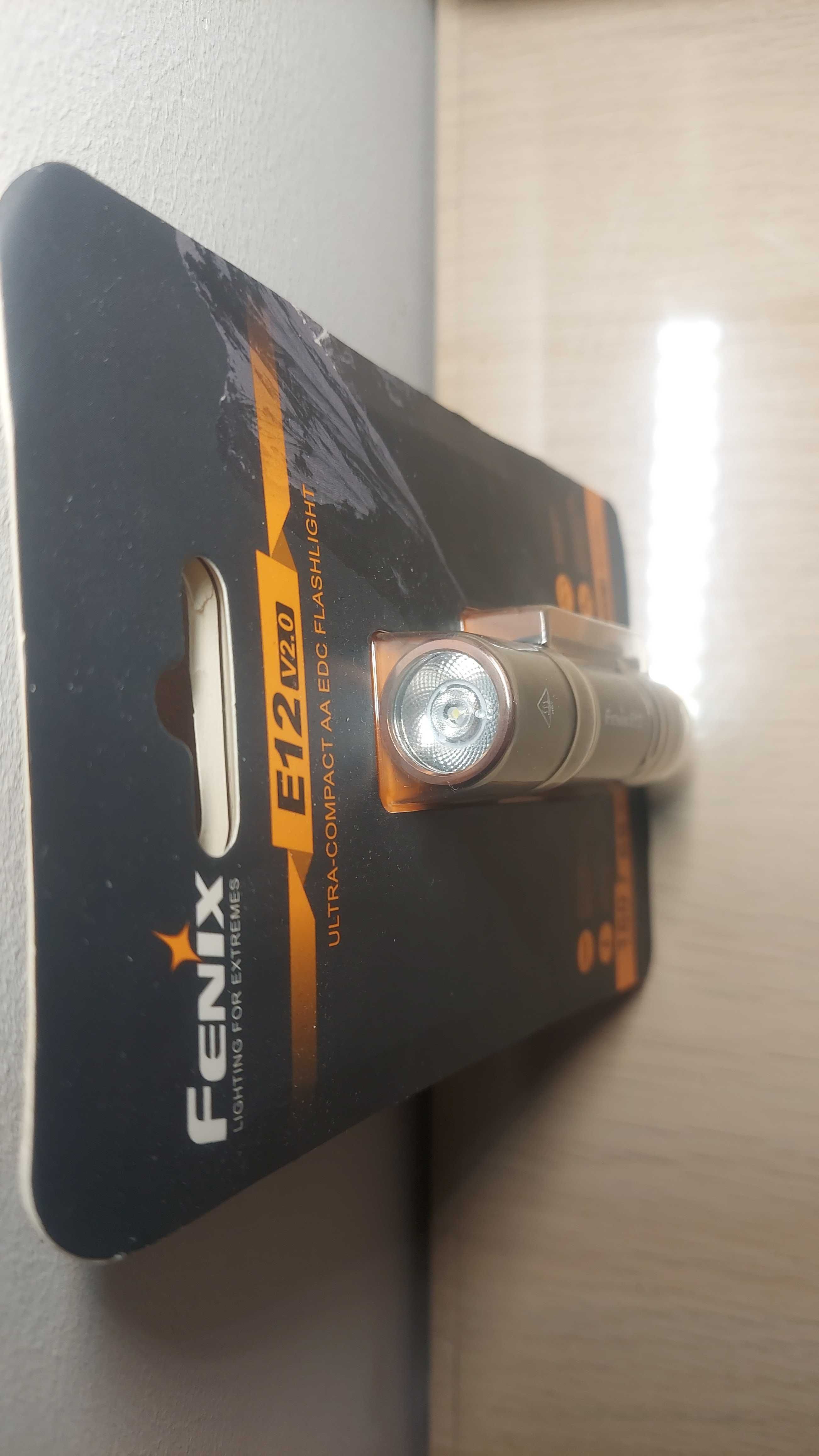 Latarka Fenix E12 V2.0