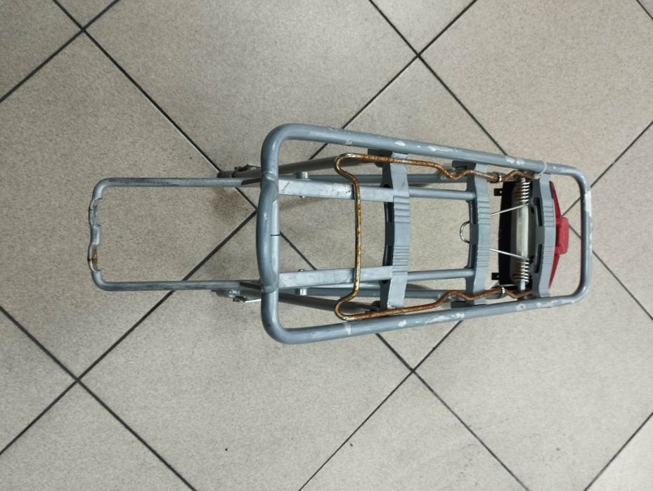 Solidny aluminiowy bagażnik rowerowy 26 28