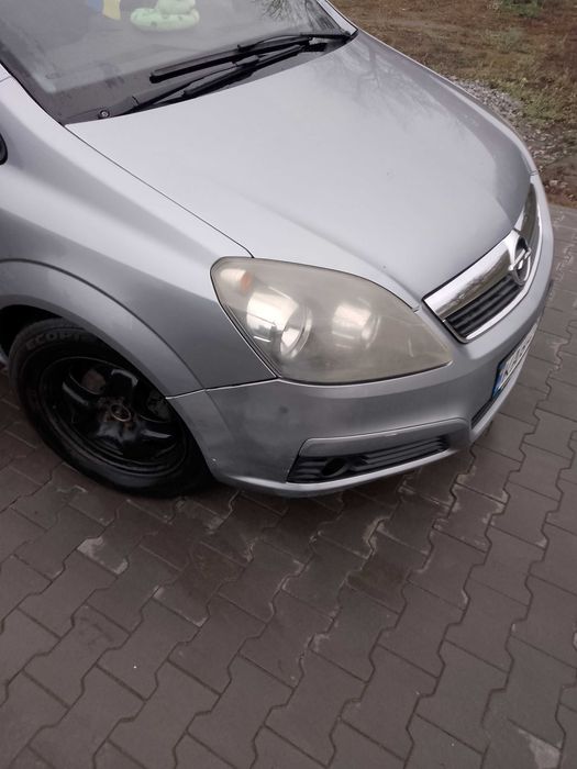 продам Opel Zafira B