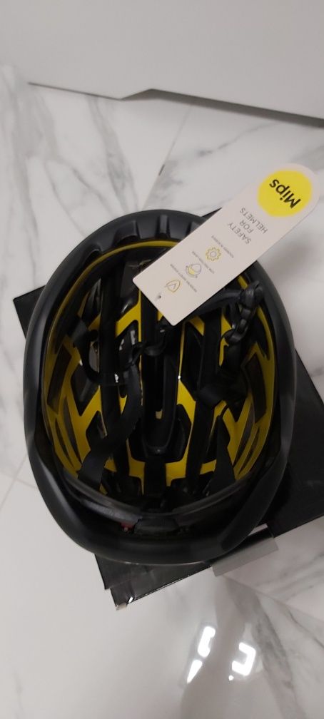 Kask rowerowy MET Estro MIPS
