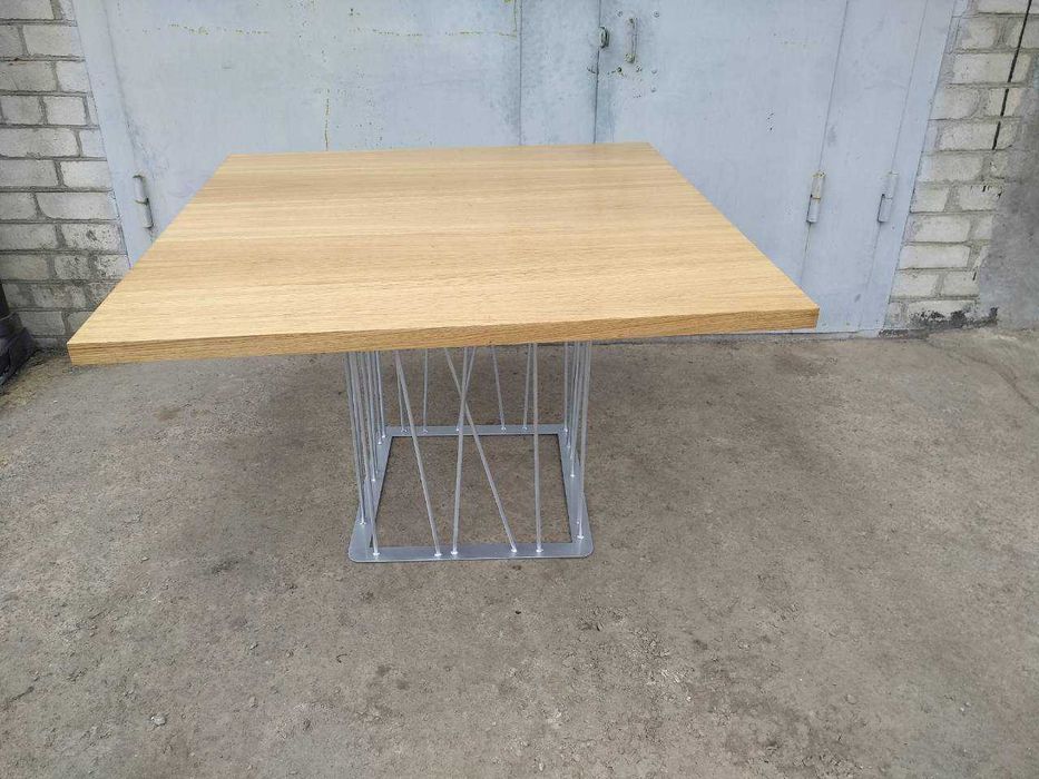 стол дуб в гостиную 800*800мм