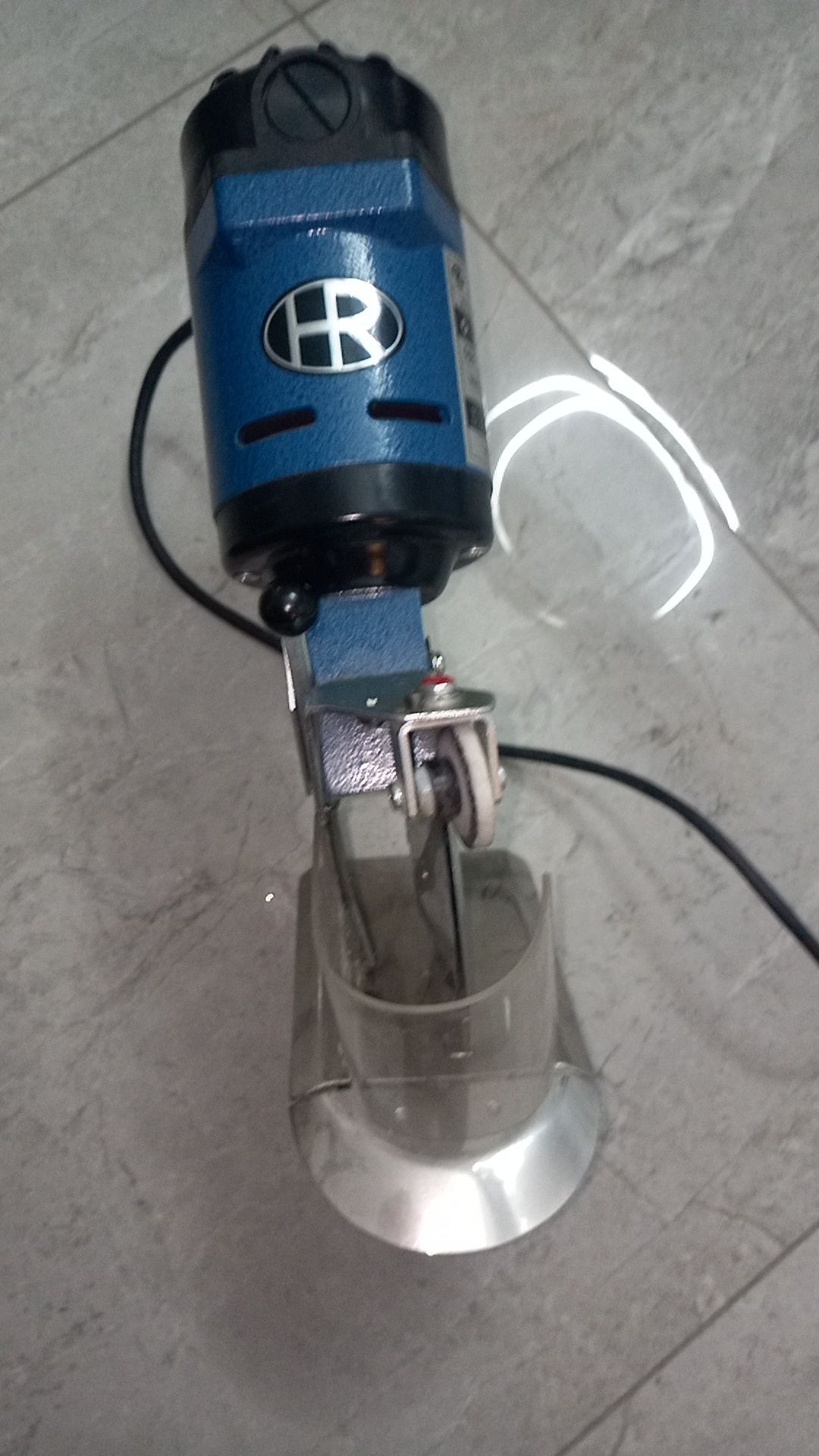 Nóż tarczowy krajarka do tkaniny HF-125 HOFFMAN
