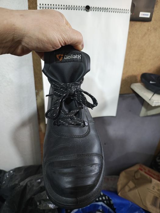 Buty robocze skórzane Goliaht. Rozmiar 43