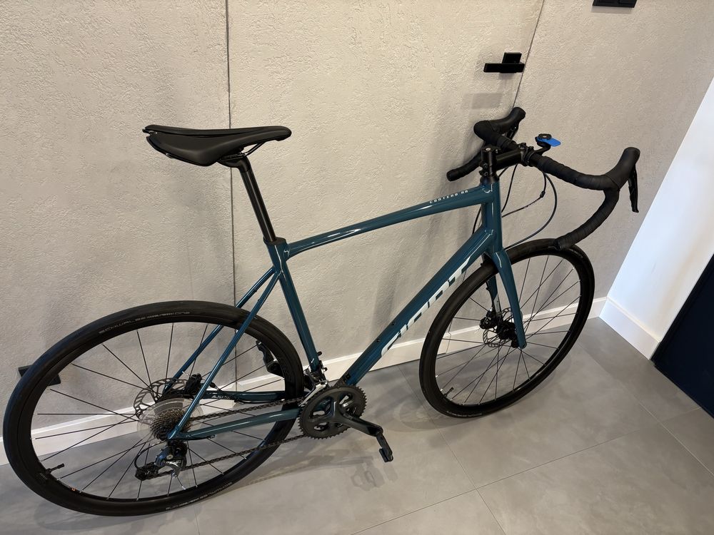 Rower szosowy Giant Contend AR2 XL – 2024, bardzo dobry + dodatki
