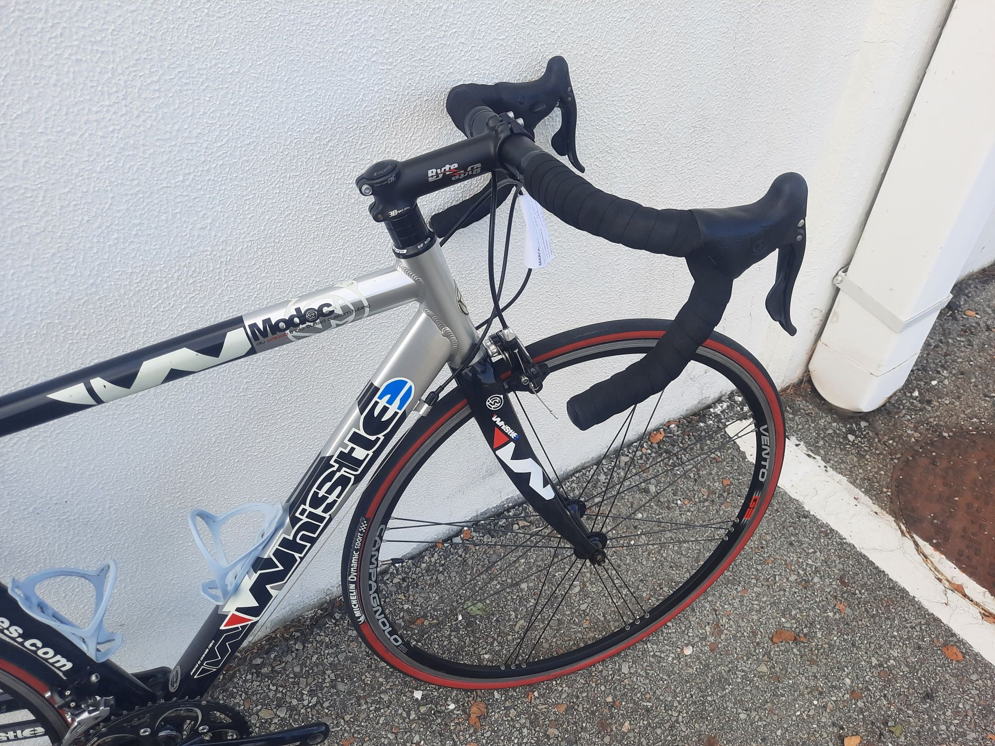 Bicicleta de estrada L com 10v barataaa