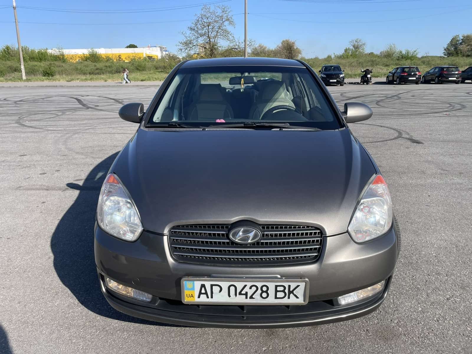 Продам hyundai 2008г