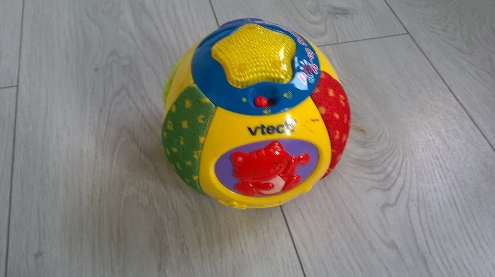 Piłka vtech pop up interaktywna