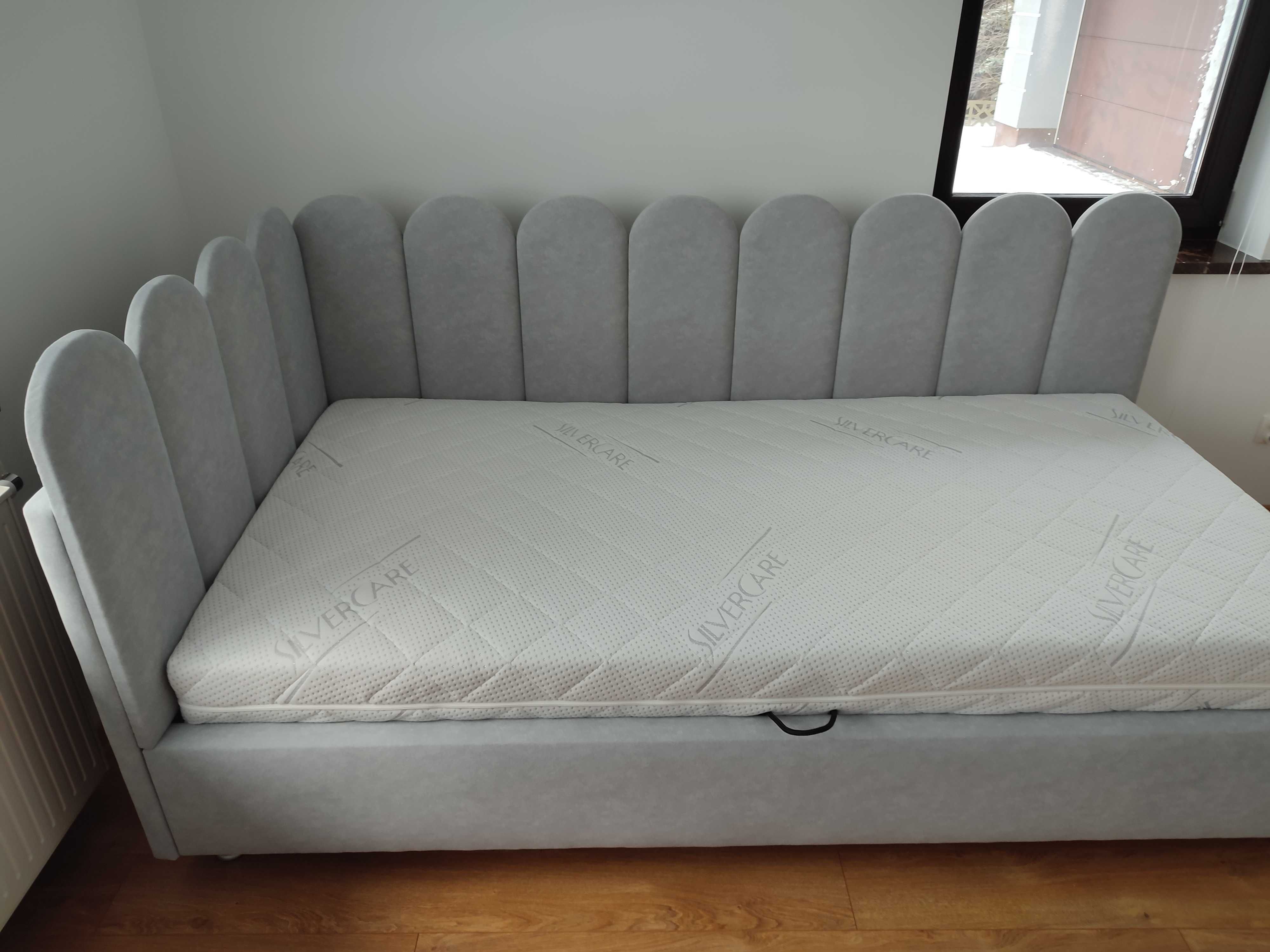 6 Łóżko tapicerowane, narożne, pojemnik,  producent 120/140 x 200