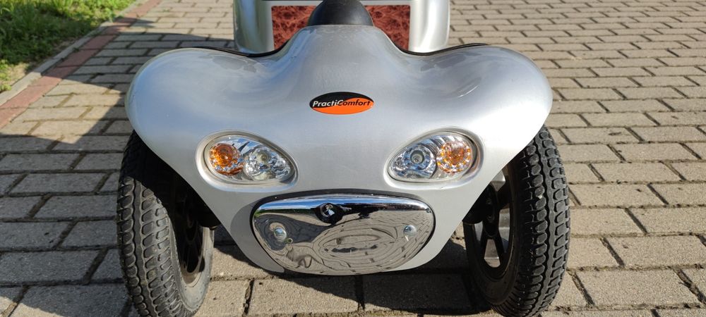 Skuter elektryczny inwalidzki wózek inwalidzki akumulatorowy pojazd