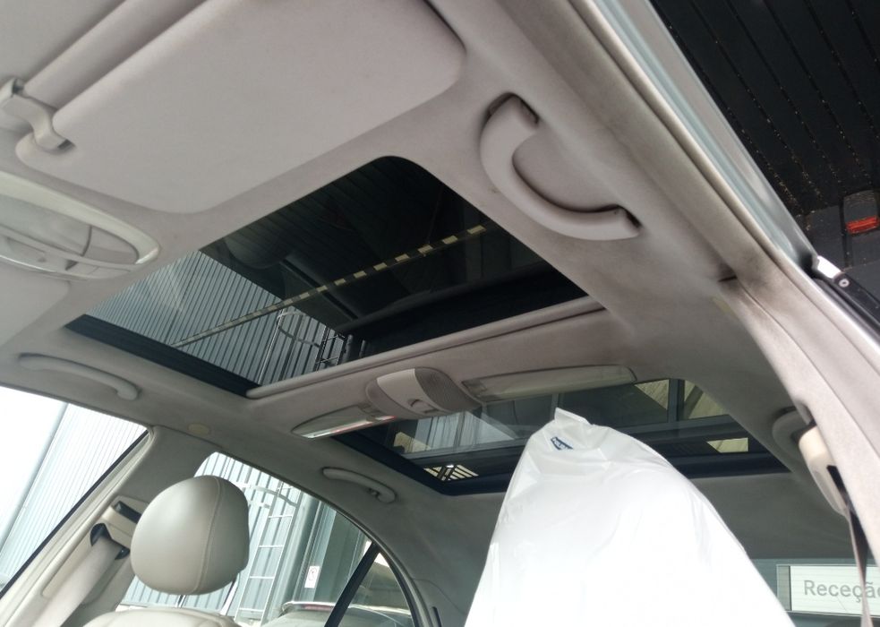 Mercedes Benz E 220CDI Nacional Prateado Auto Full extras de 2002