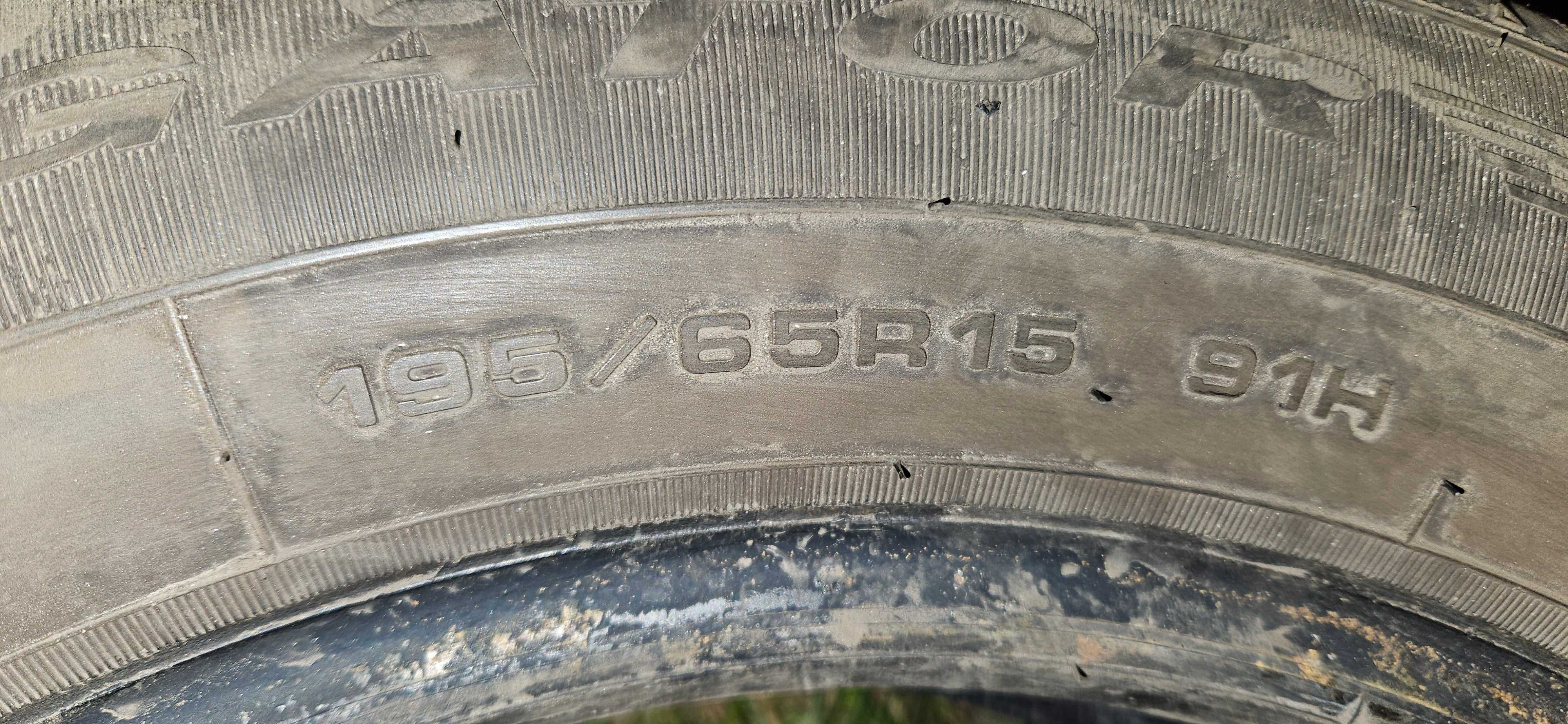 Opony wielosezonowe Dębica Navigator 3 - 195/65 R15  / 4x 2023