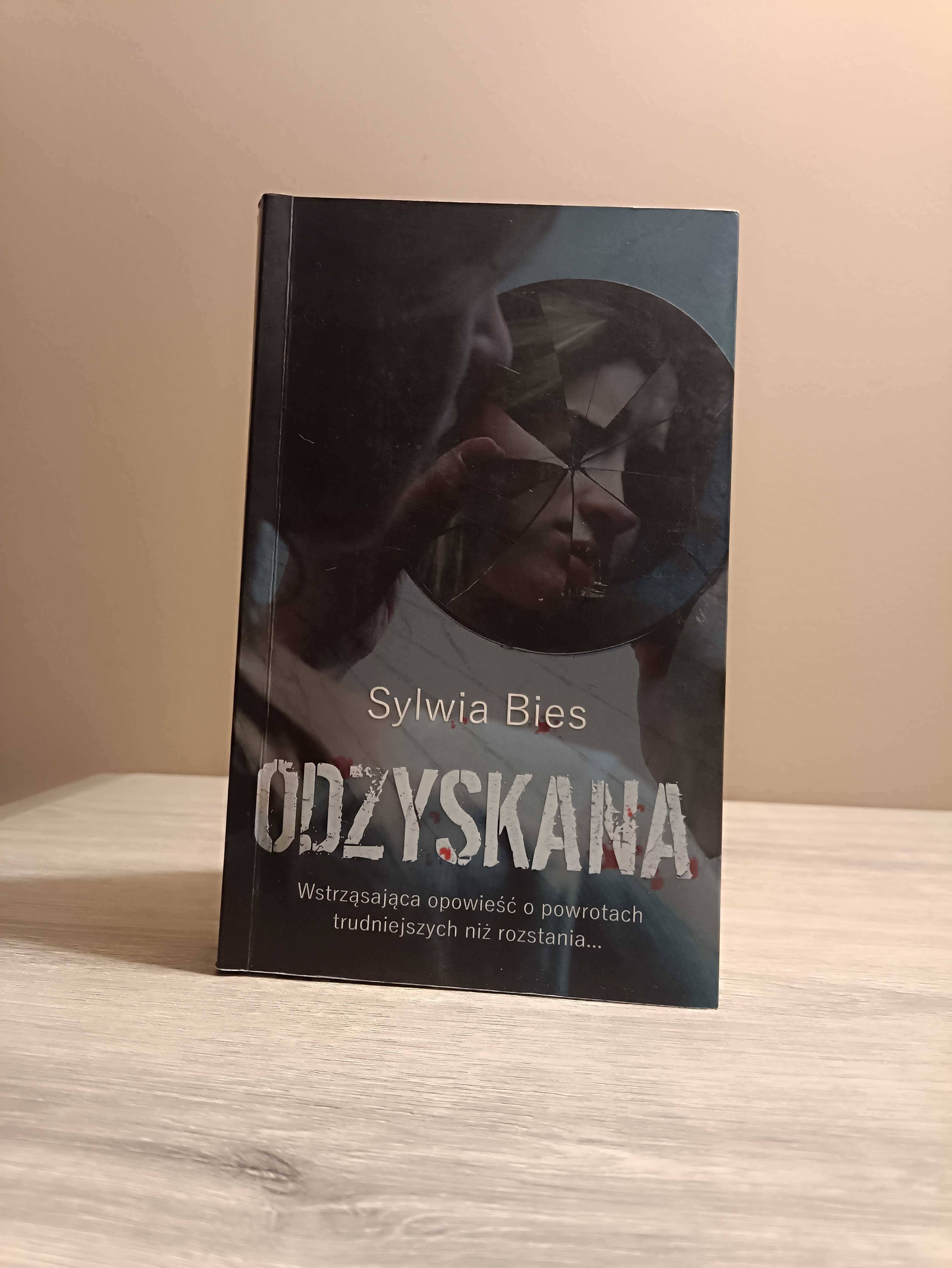 Książka ,,Odzyskana,, Sylwia Bies