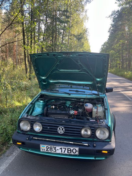 Volkswagen Golf 2