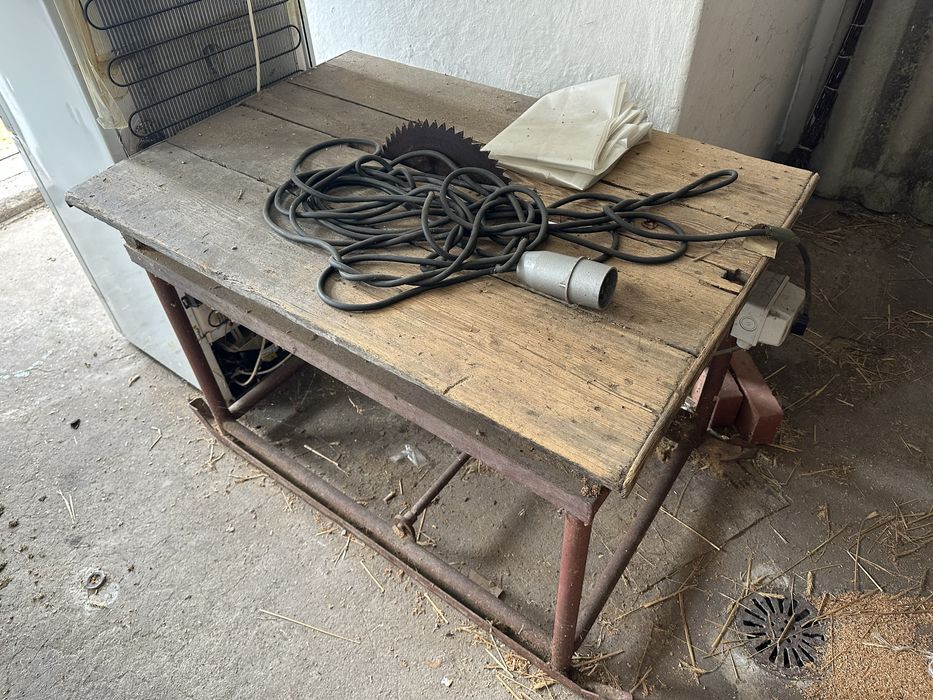 Krajzega z tarcza i silnikiem