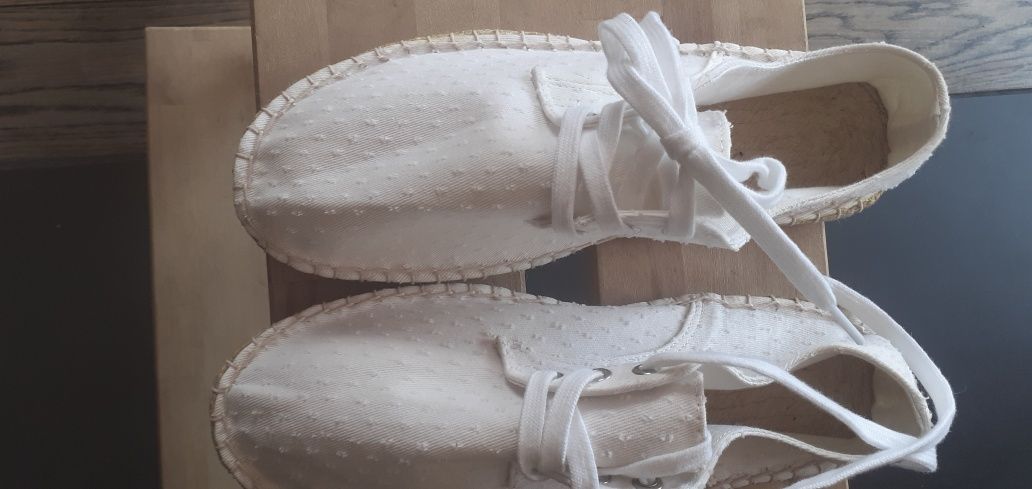 Nowe espadryle Asos
