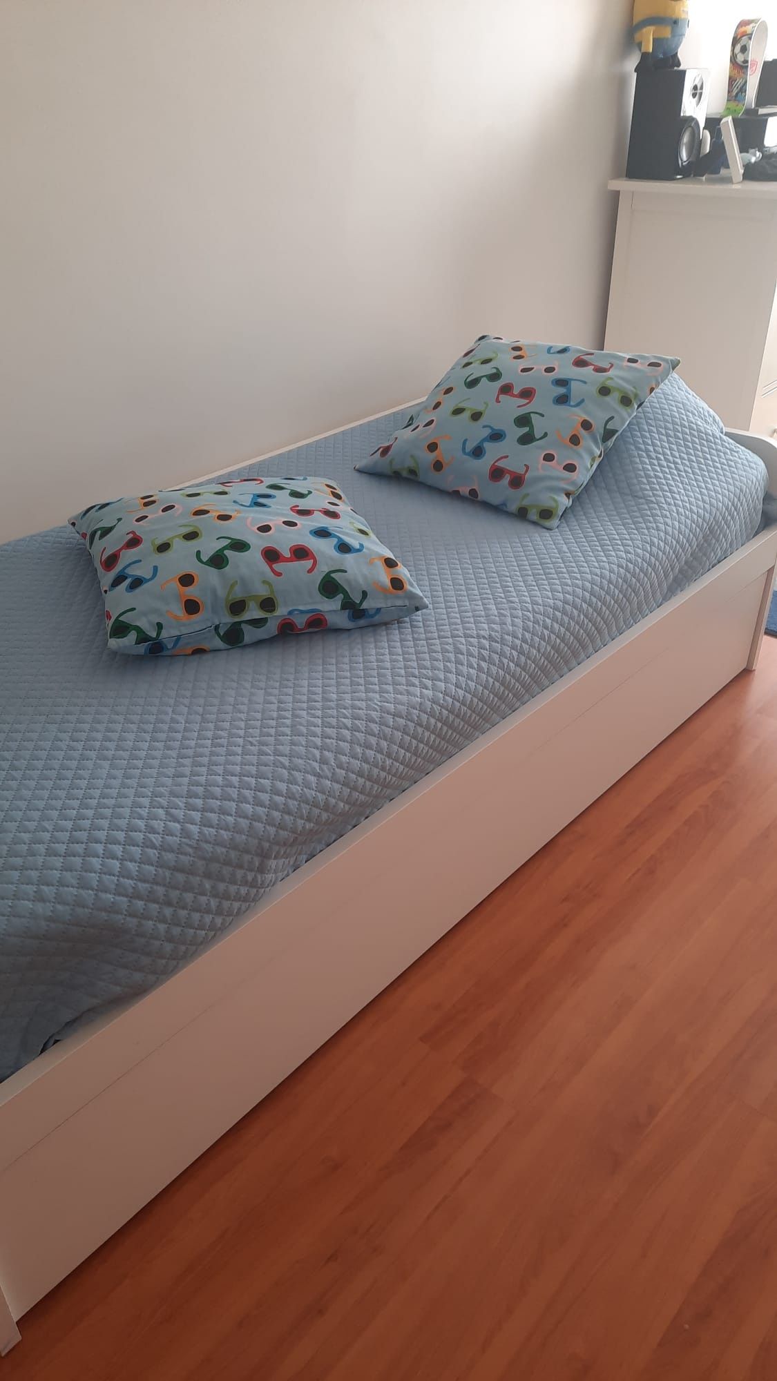 Cama com colchão