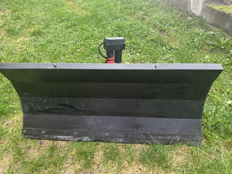 Plug do traktorka typu Husqvarna szer.120