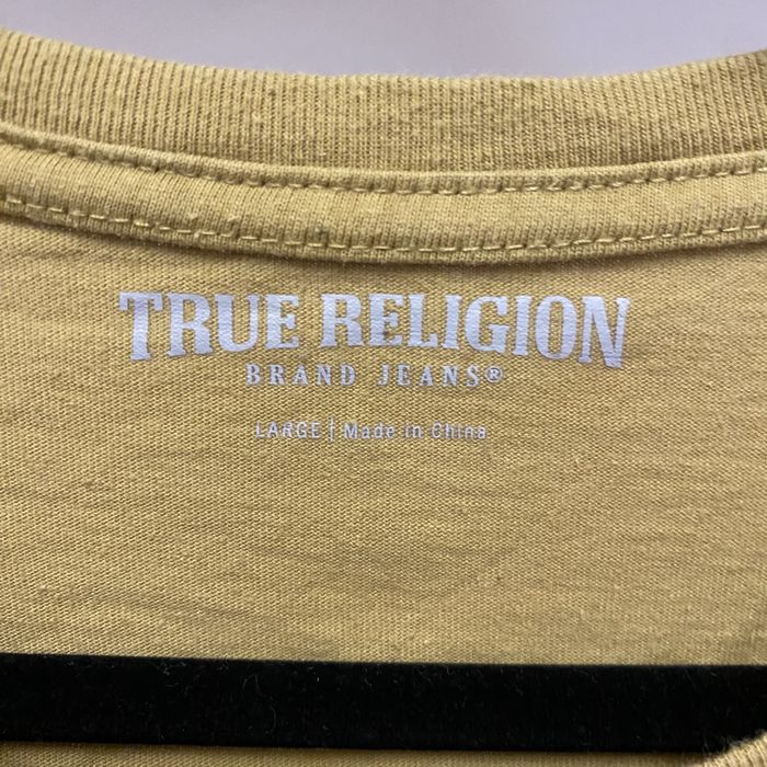Фудболка від бренду TRUE RELIGION