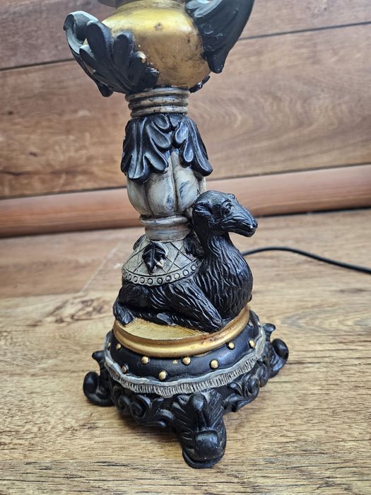 Lampka nocna stołowa