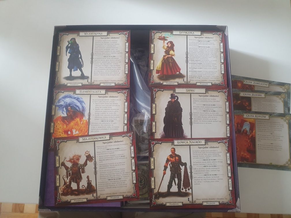 Talisman Magia i Miecz: Miasto