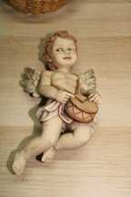 Peça de porcelana, Anjo