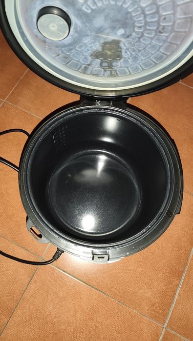 Мультиварка Redmand RMC-M22