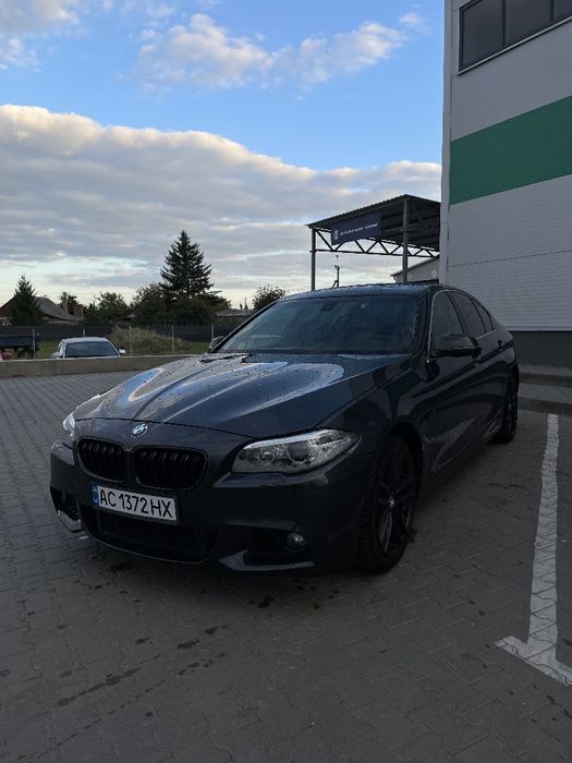 Продам BMW F10 528i