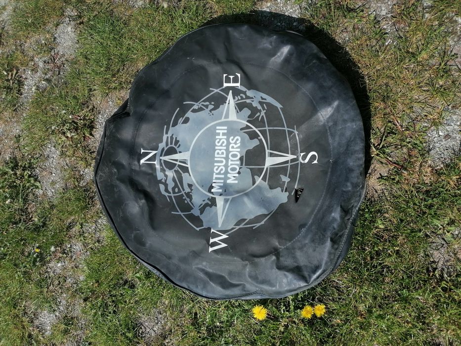 Pokrowiec na koło zapasowe Mitsubishi Pajero