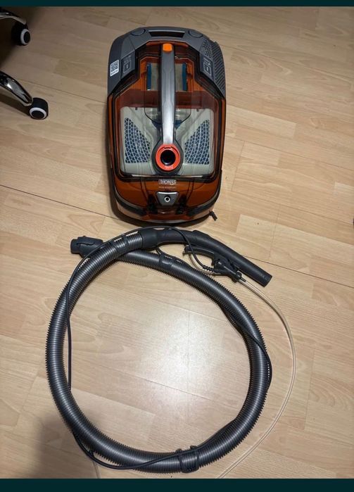 Odkurzac pioracy Thomas pet & famaly 1700w