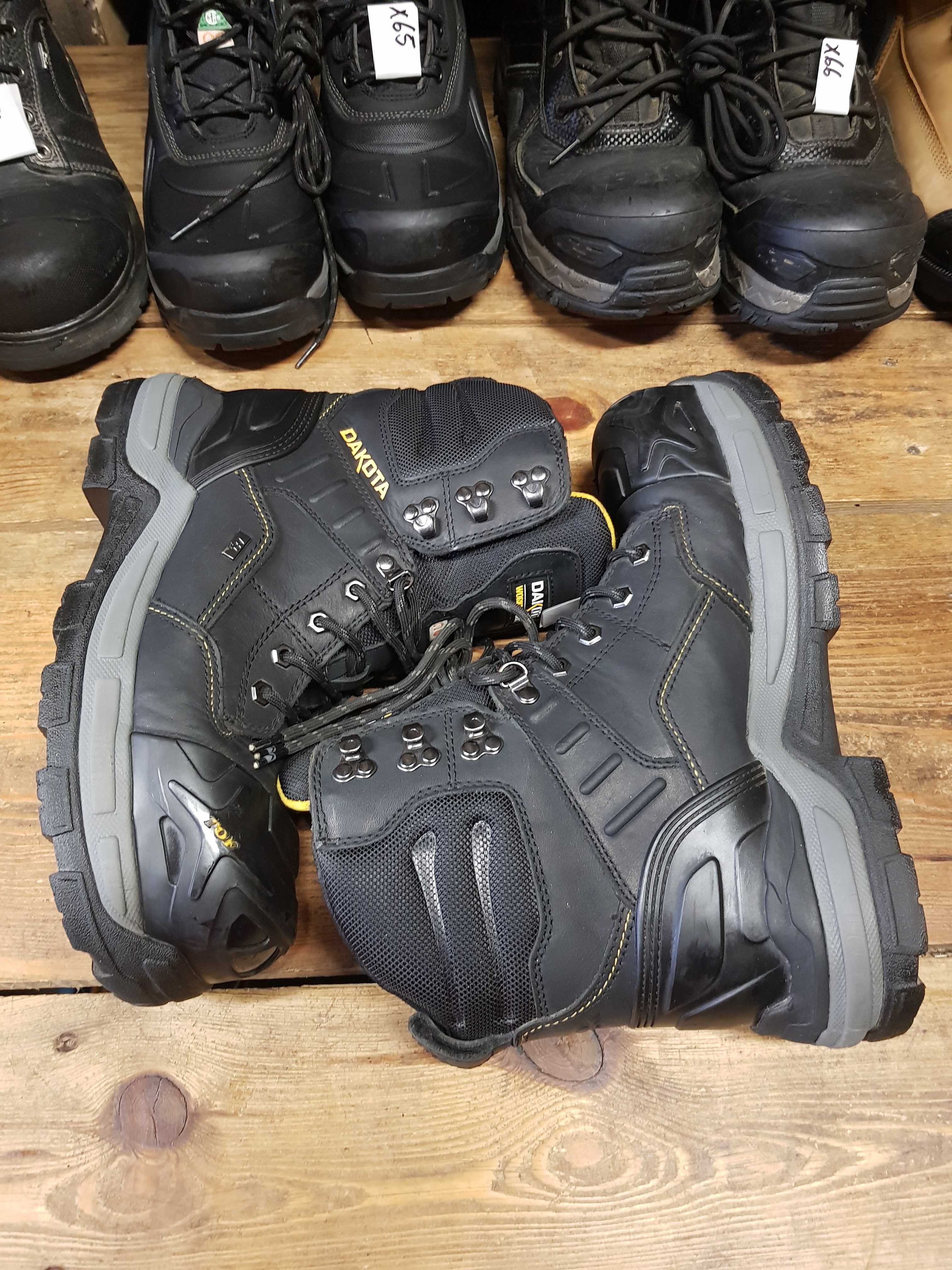 Buty robocze DAKOTA rozm 43 wkł 28 cm