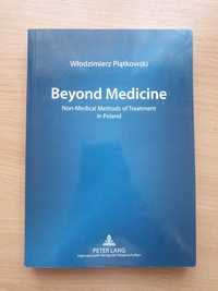 Książka Beyond Medicine : Non-Medical Methods of Treatment in Poland