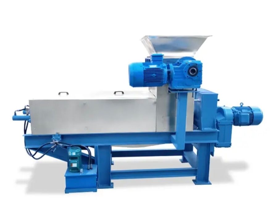 Prasa śrubowa separator cieczy do odwadniania owoców, ważyw biomasy, o
