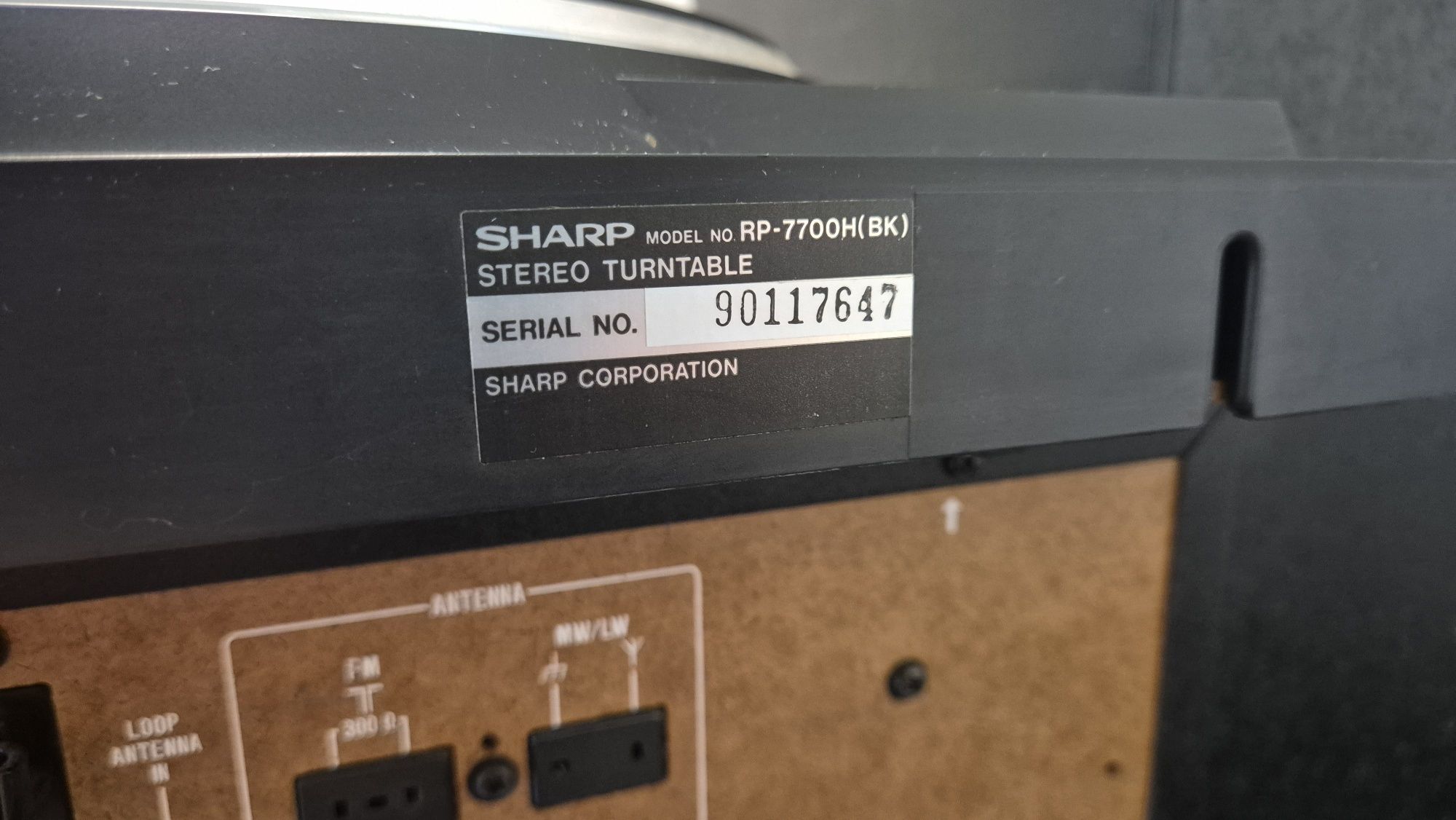 Zestaw HiFi Sharp 7700 komplet sprawny bdb stan.