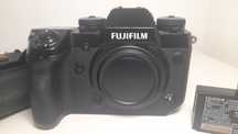 Fujifilm XH-1 + Punho