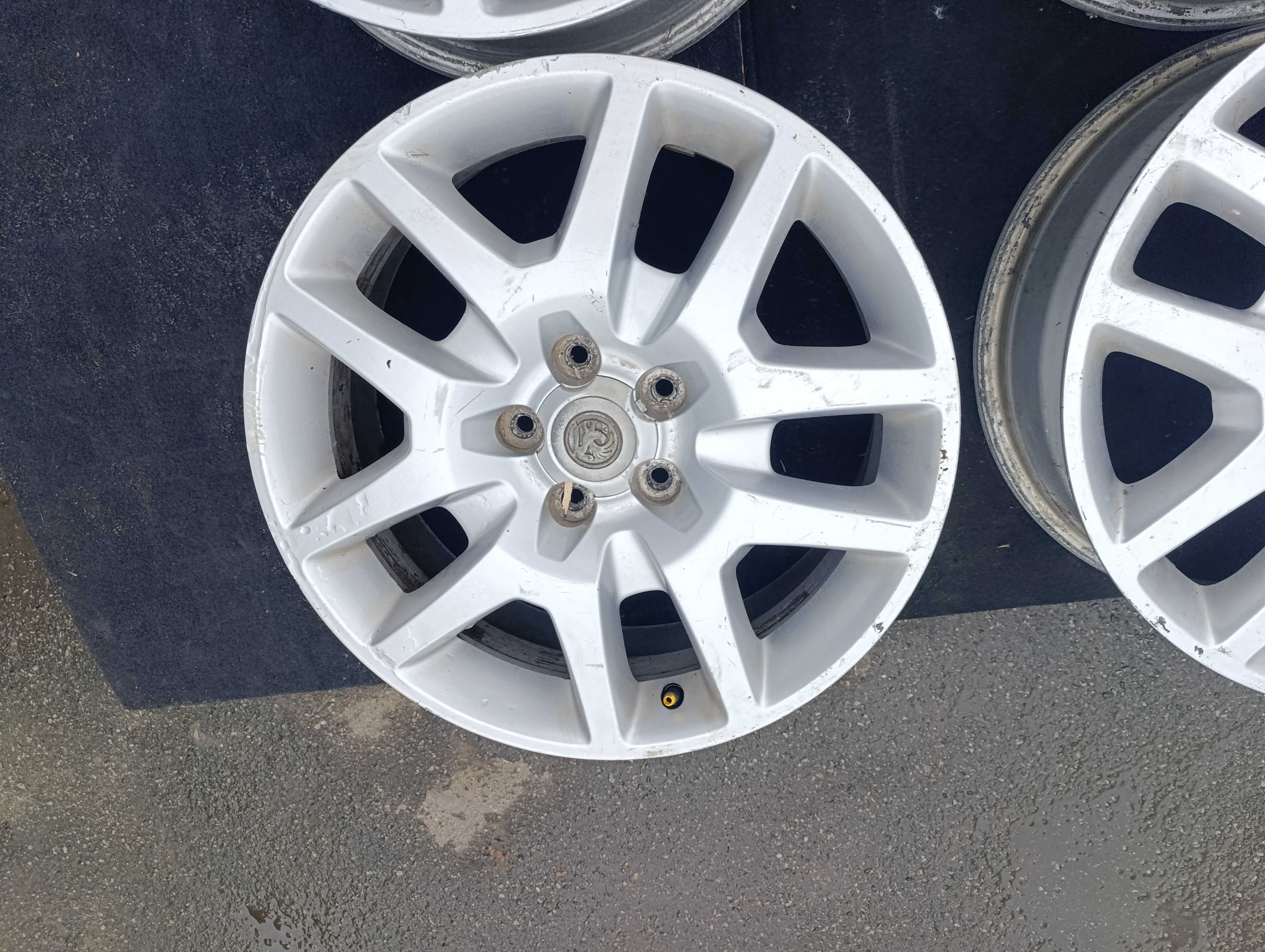 Диски литые Opel Antara R18
