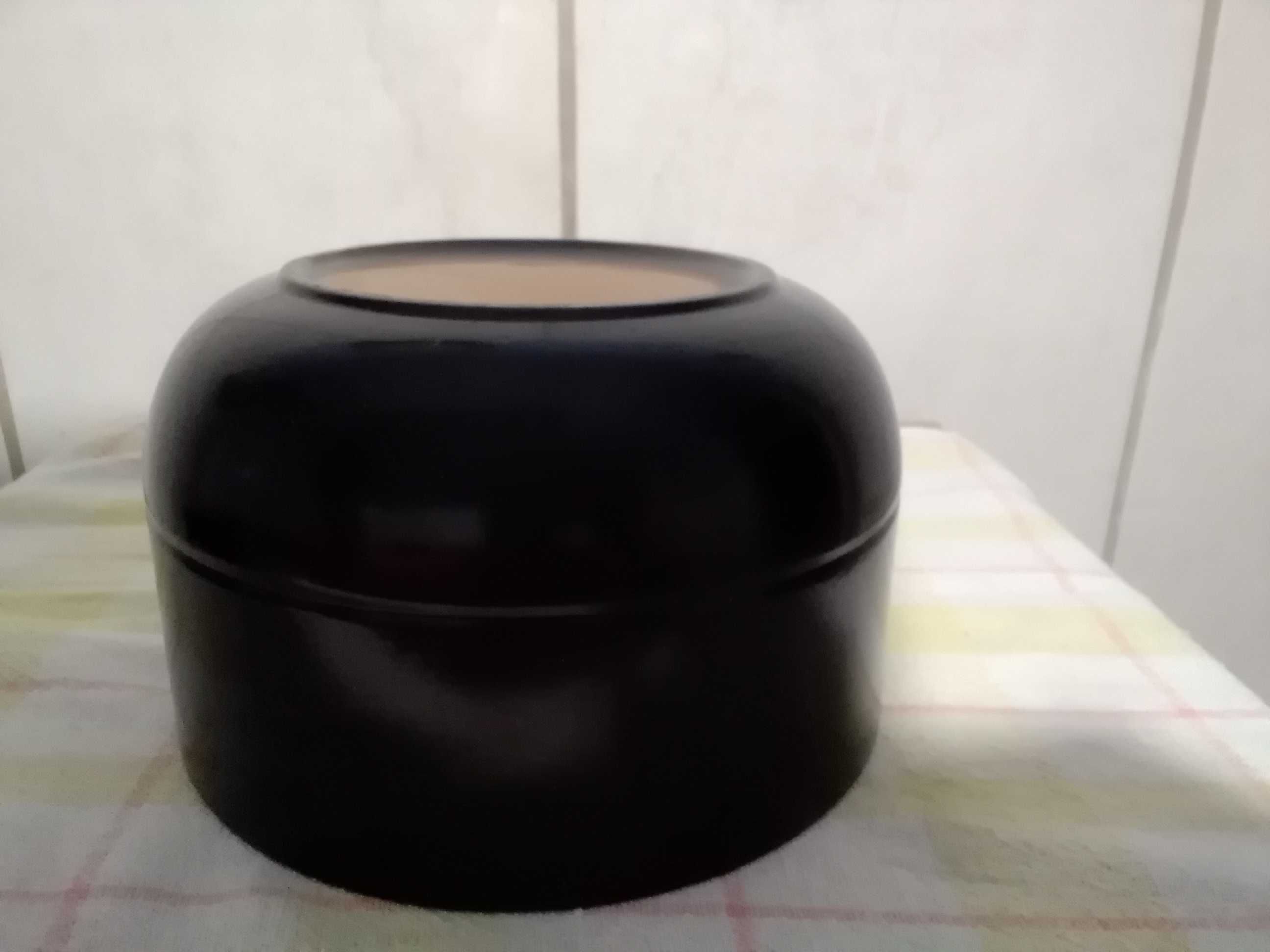 Ceramiczna osłonka na doniczkę