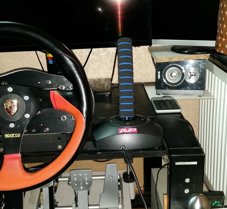 Ручник ігровий ручной тормоз игровой Logitech thrustmaster fanatec