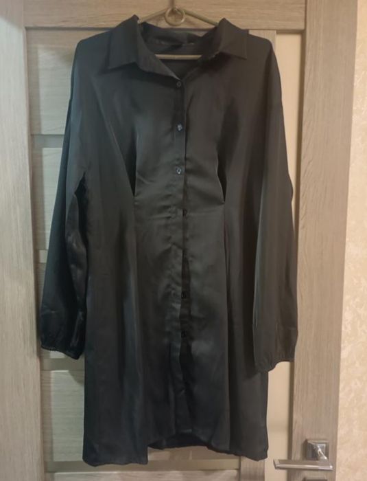 Чорна сукня легка