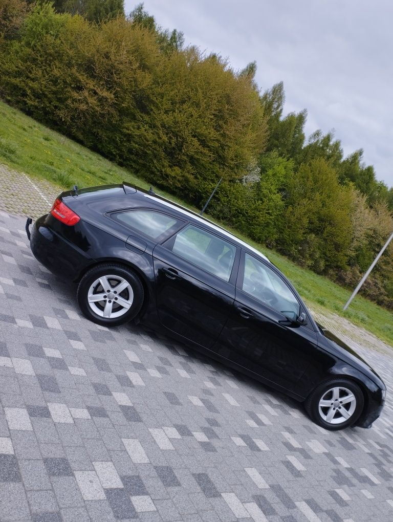 Audi a4 B8 2.0 TDI 170km Ledy s line