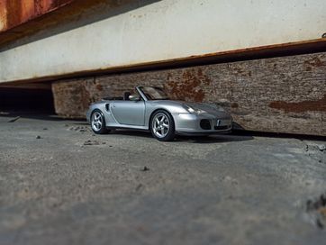 Porsche 911 Turbo Maisto 1:18