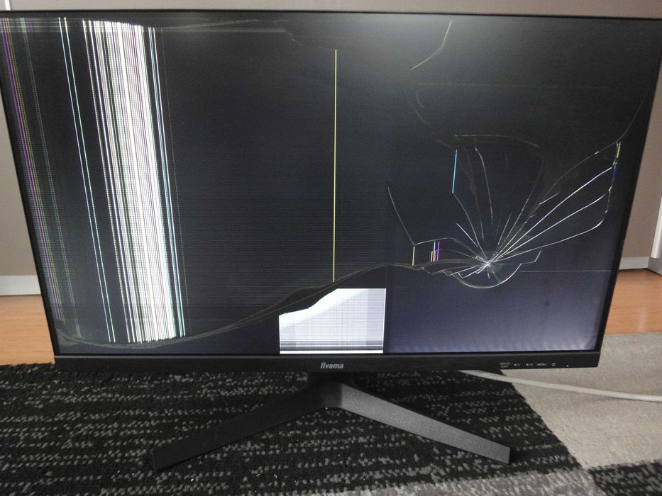 iiyama G-Master G2445HSU-B1-rozbita matryca