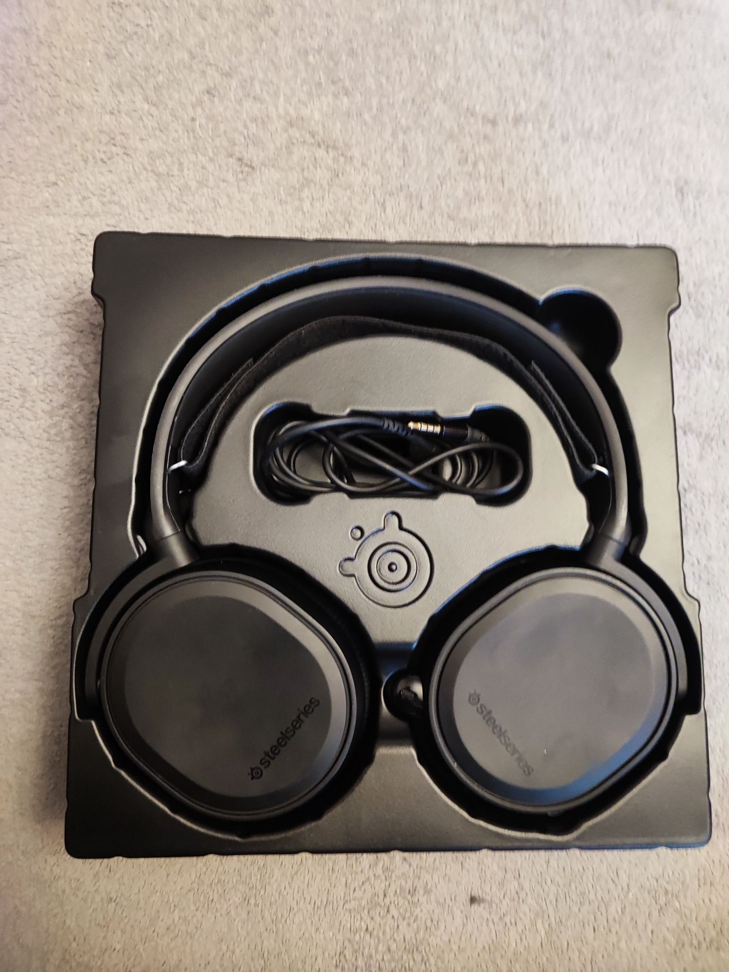 steelseries apex 5 arctis 3 Genesis krypton 200