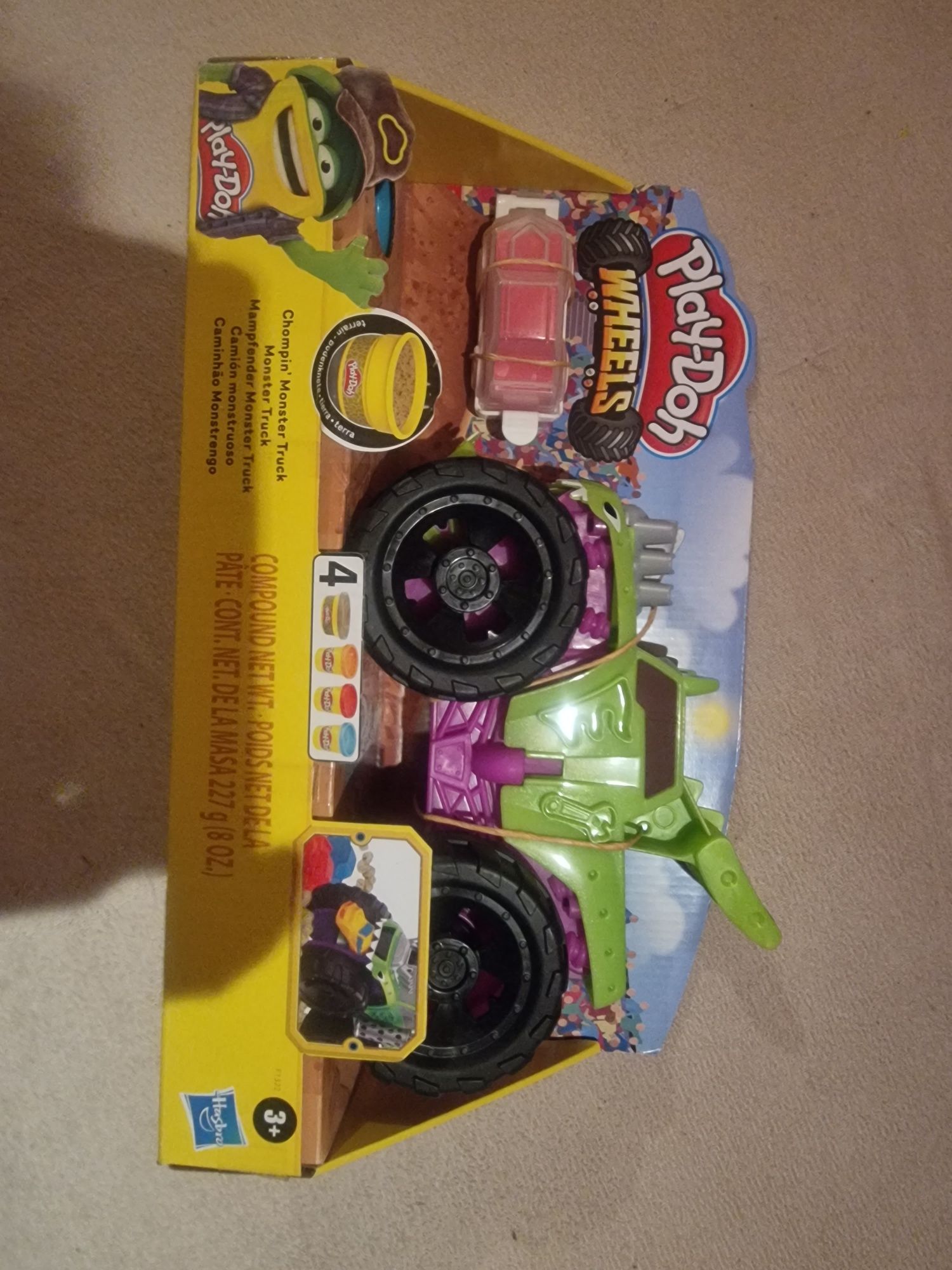 Play-Doh, Samochód Monster Truck z masą plastyczną