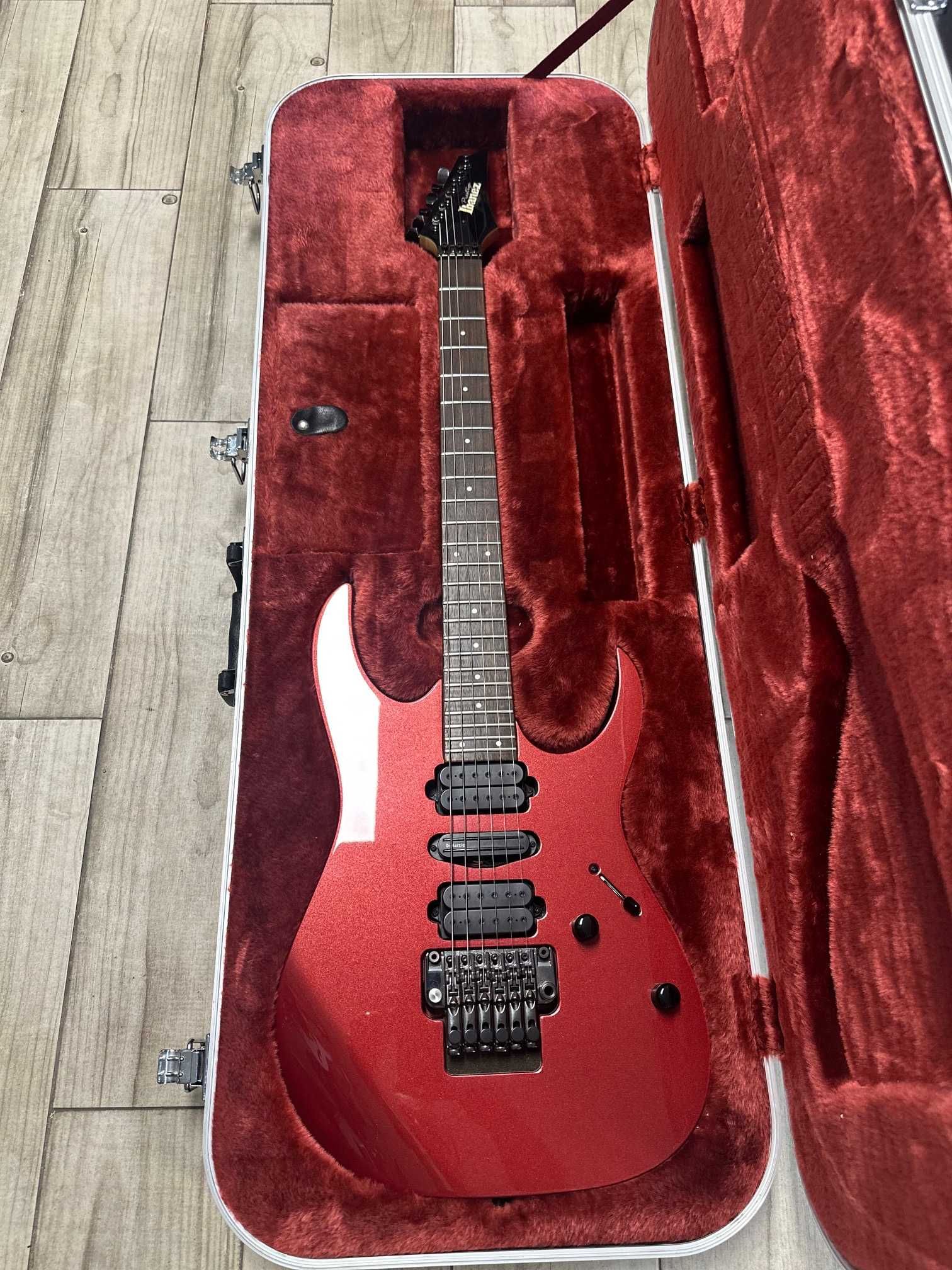 Ibanez RG 1570 gitara elektryczna używana + futerał faktura